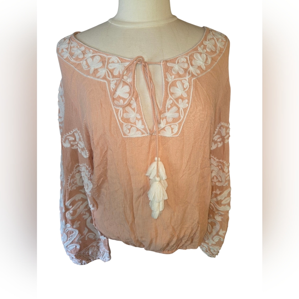 Z & L Made With Love NWT Peach Embroidered Women's Top, Viscose